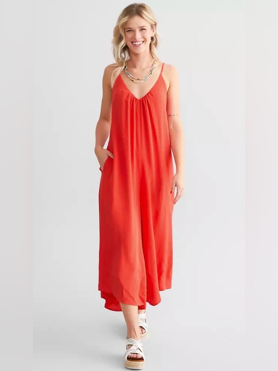 willow & root Other - Willow+Roof Red/Coral Sleeveless V-Neck Wide-Leg Crop Jumpsuit. Worn once.